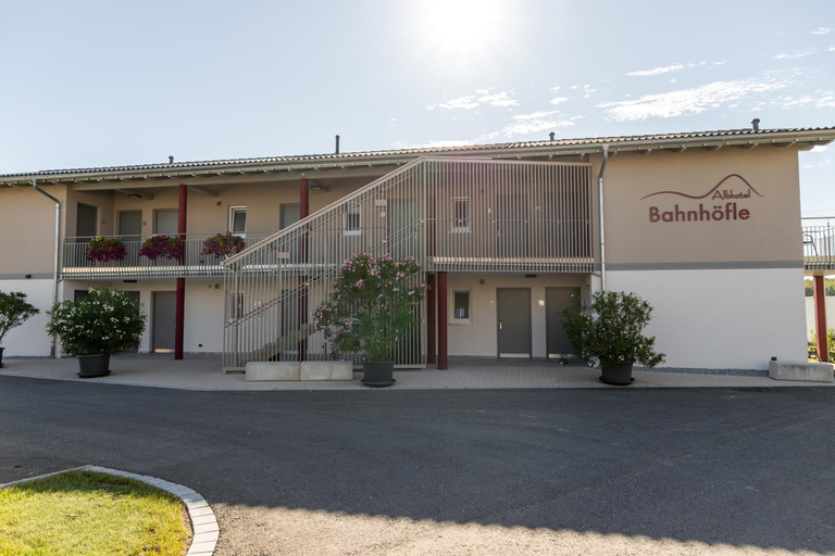 Exterior & Views 1, Albhotel Bahnhofle, Alb-Donau-Kreis