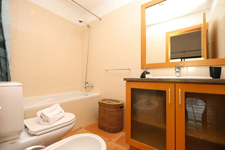 Bathroom 4, B39 - MarinaPark 2 Bedrooms Flat by DreamAlgarve, Lagos