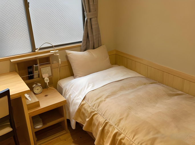 Bedroom 2, Business Hotel Crescent, Nakano City