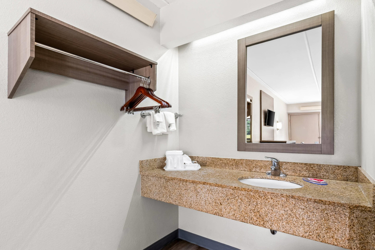 Bathroom 4, Econo Lodge Hickory, Catawba