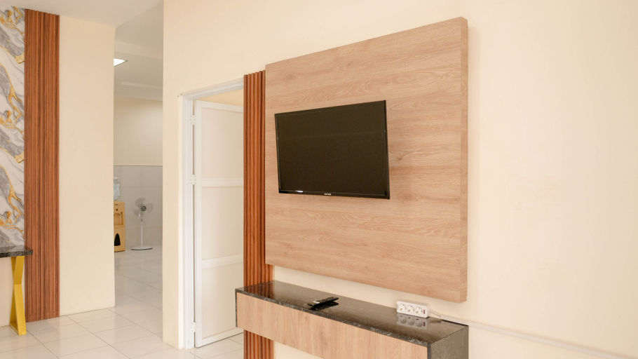 Bedroom 2, Kamela Guest House by Calli Rooms, Banyuwangi