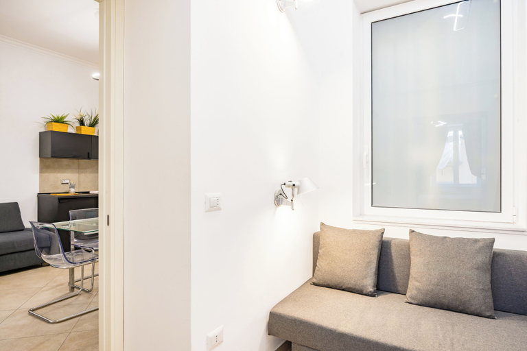 Room 2, Chiaia Boutique Flat on Pedestrian Area by Napoliapartments, Napoli