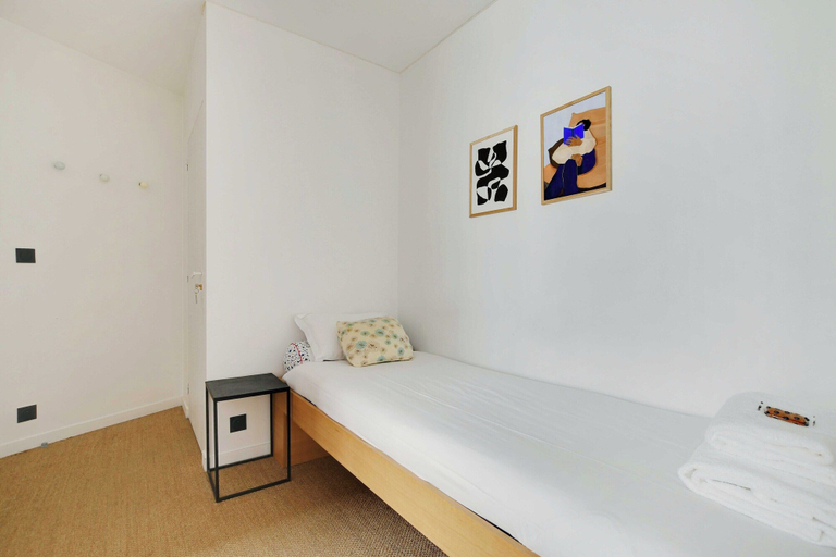 Room 3, Beautiful Apartment 1br/3p - Marais/republique, Paris