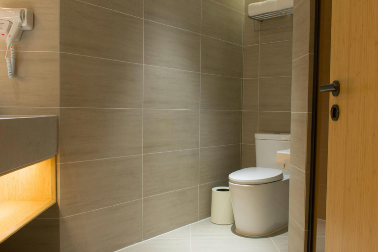Bathroom 4, Ji Hotel Wuxi Shuofang Airport, Wuxi