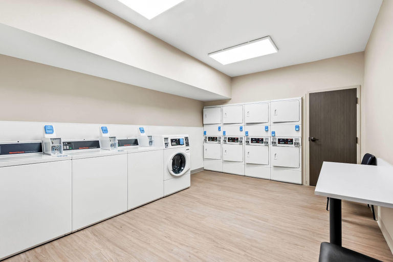 Others 5, Echo Suites Extended Stay Reno, Washoe
