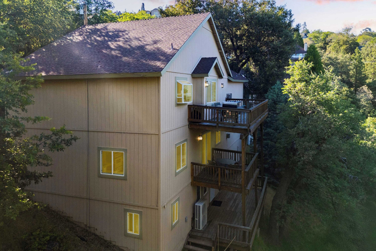 Exterior & Views 2, Alpine Retreat w/ Private Deck, Views, Outdoor Dining Alpen Drive by Avantstay, San Bernardino