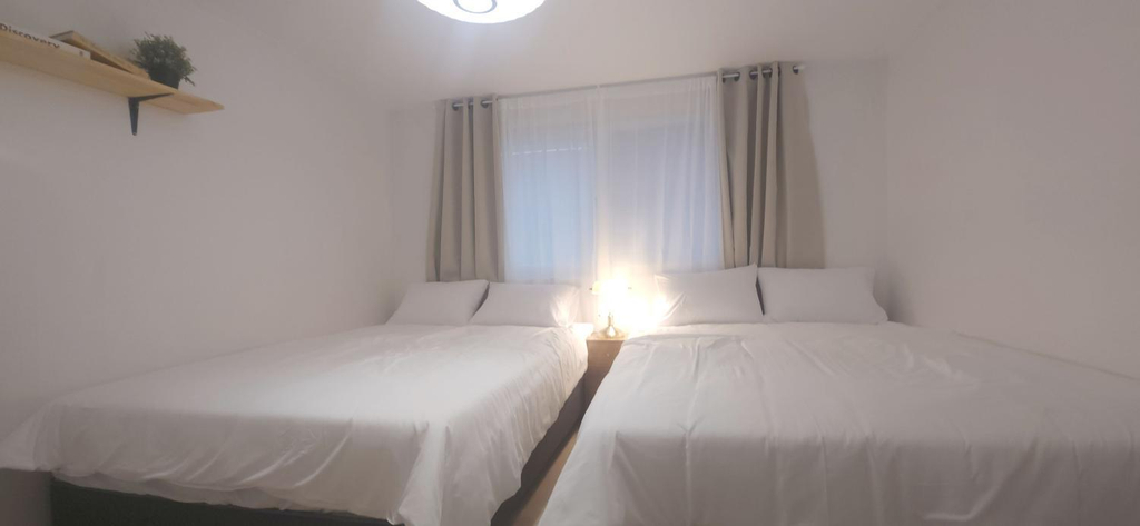 Others 4, 핑크 White Linen House,3br, Mapo