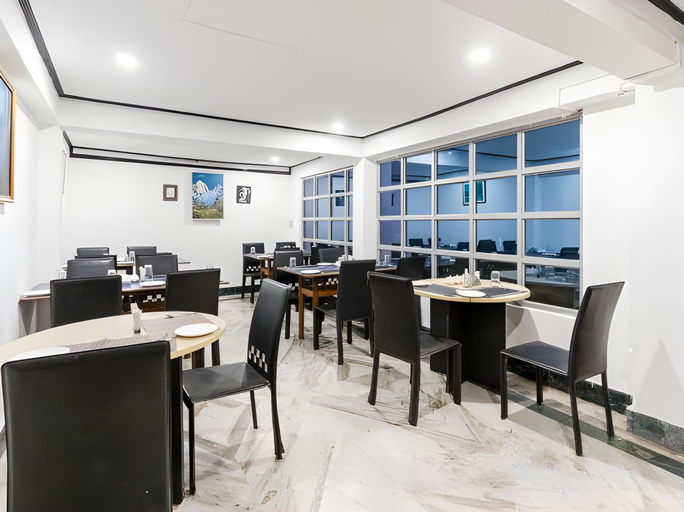 Food & Drinks 5, Sparrow Cherry Resort 2 Min Walk To MG Marg, East Sikkim