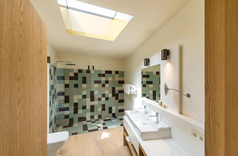 Bathroom 5, Boutique-Hotel Ballguthof am Golfplatz, Bolzano