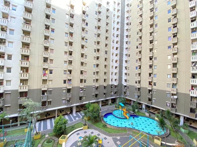 Exterior & Views, Minimalist 3BR Gateway Cicadas Apt By Travelio, Bandung