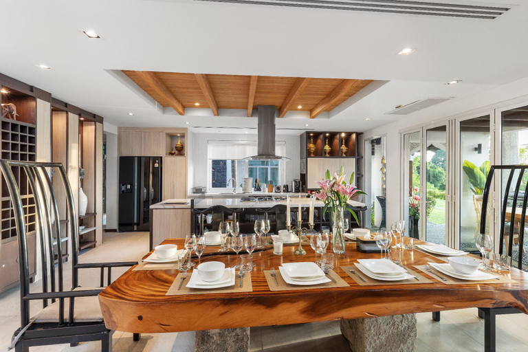 Food & Drinks 5, Full Seaview Boutique 8BR Villa Sawan in Patong, Pulau Phuket