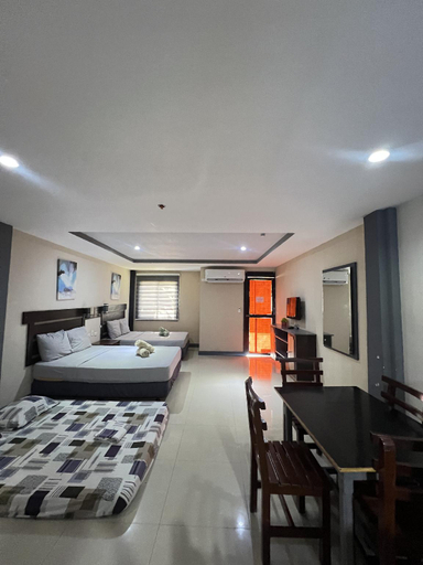 Bedroom 3, Dante's Hideaway Guest House, Malay