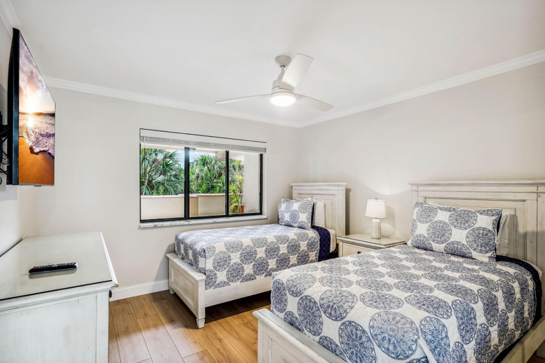 Bedroom 4, Land's End 4-204 Bay Front - Premier, Pinellas