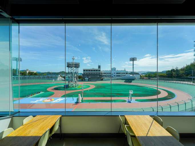 Sport & Beauty 2, SETOUCHI KEIRIN HOTEL 10 by Onko Chishin, Tamano