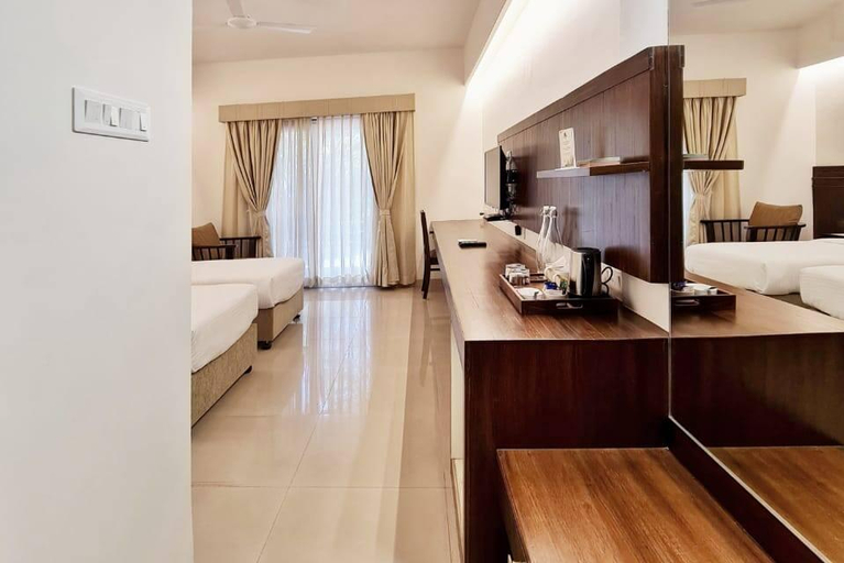 Bedroom 2, The Pavillion Hotel, Kolhapur
