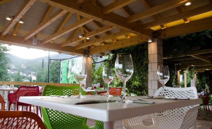 Food & Drinks 4, Villa Pergola, Trebinje