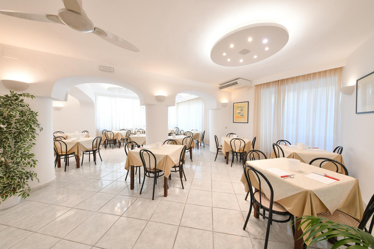 Food & Drinks 5, Noris, Napoli