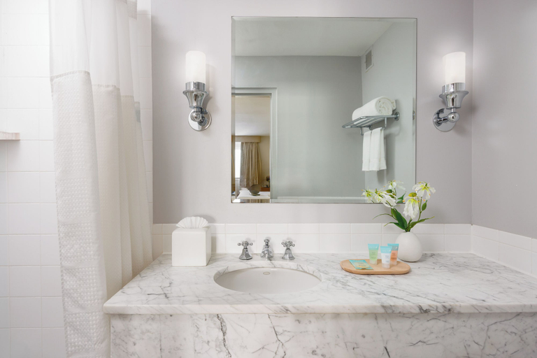 Bathroom 5, The Andrew Hotel, Nassau