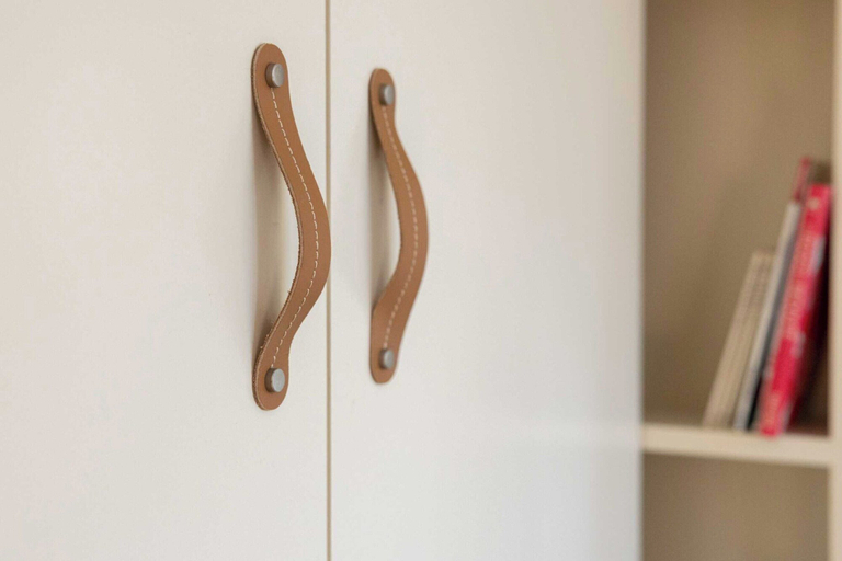 Interior detail 2, Studio Moderne - 2P- Belleville, Paris