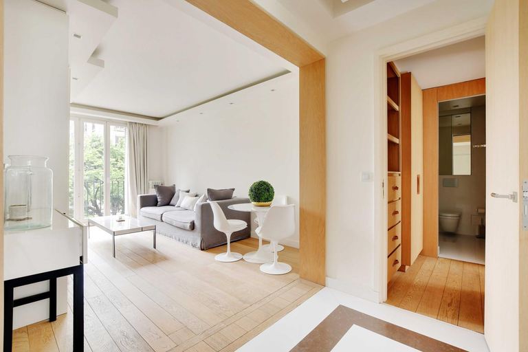 Others 4, charming Appt with a/c- 1bd/2p - tour eiffel , Paris