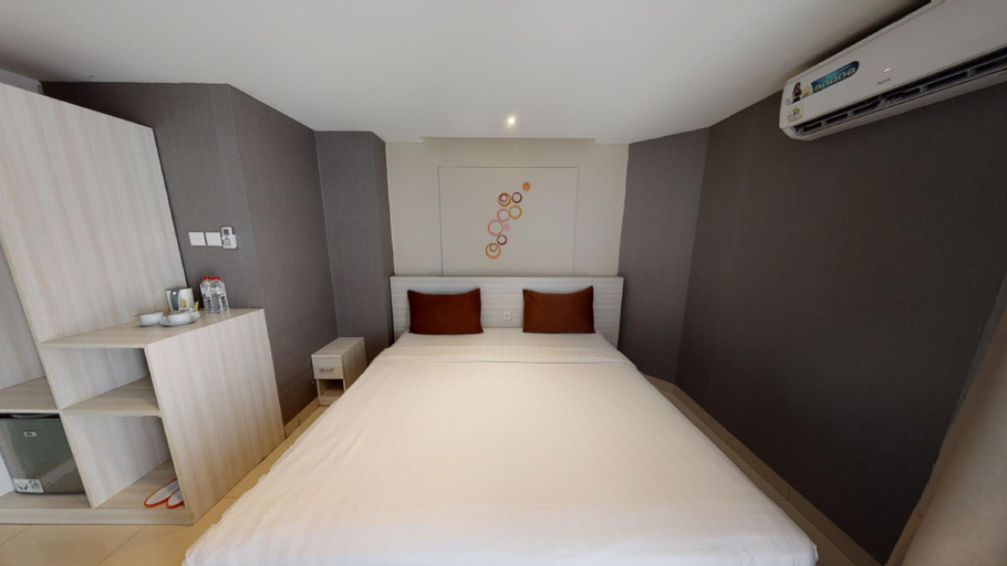 bedroom 11