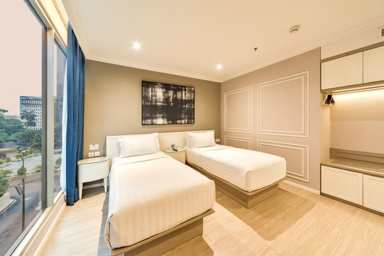 Bedroom 12