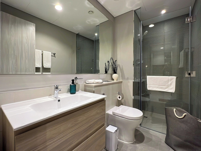 Bathroom, Relax in Style Central 1BDR Cityscape, Dubai