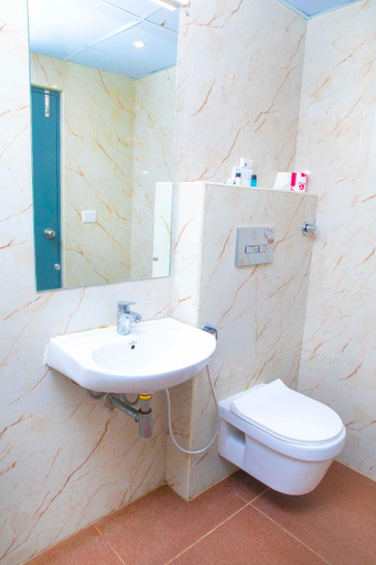 Bathroom, Alchemy suites, Bangalore