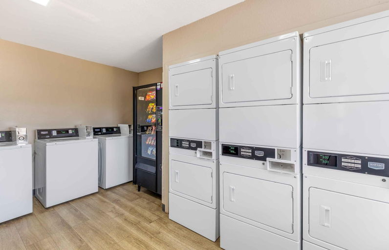 Others 5, Extended Stay America Suites Arlington, Arlington