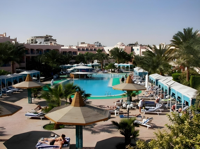 Sport & Beauty 2, Le Pacha Resort, Al-Ghurdaqah