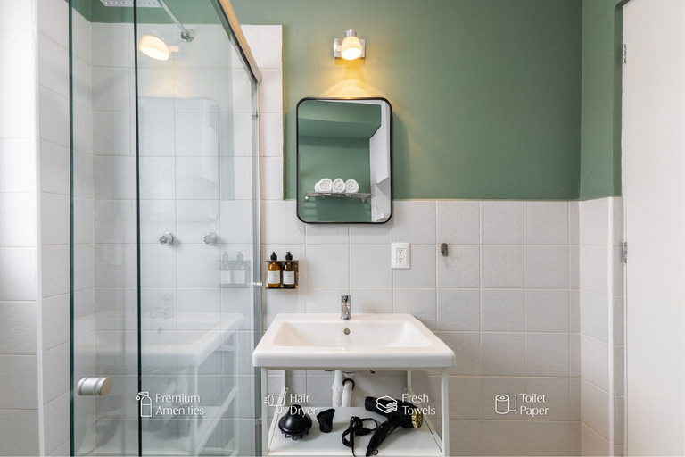 Bathroom 4, Magis Downtown Juarez by Capitalia, Mexico City
