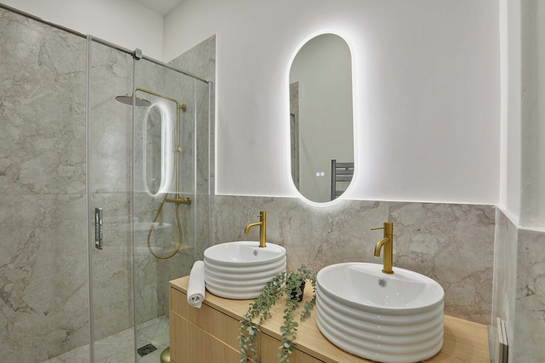 Bathroom 4, Saint Honore Luxury Apartment With AC, Paris