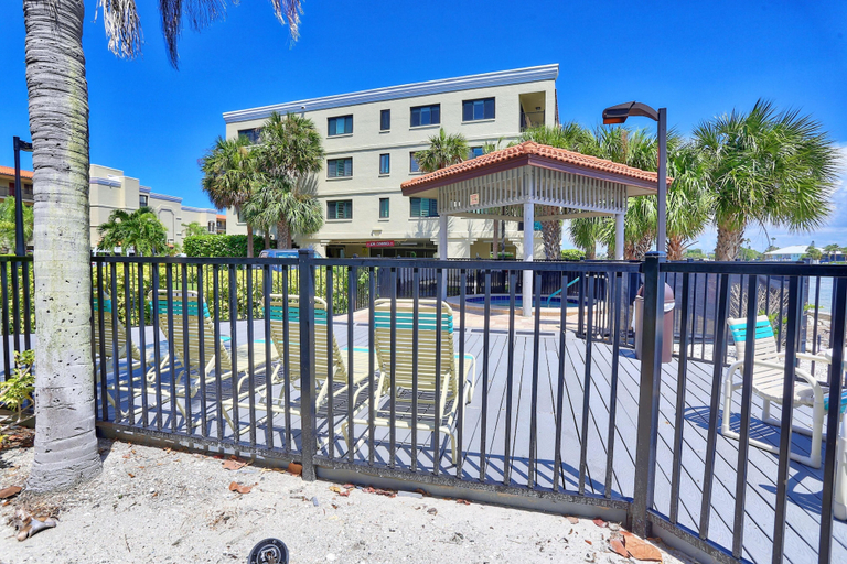 Exterior & Views 2, Land's End 9-204 Beach Front, Pinellas