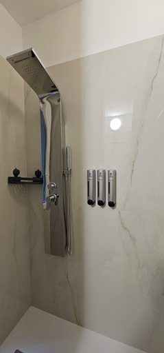 Bathroom 3, Orienty Home Pentacoro, Trieste