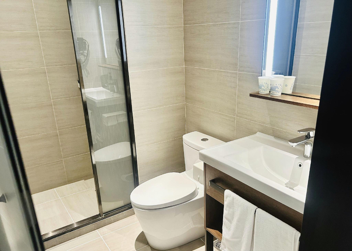 Bathroom 4, Hanting Hotel (Shanghai New International Expo Cen, Shanghai