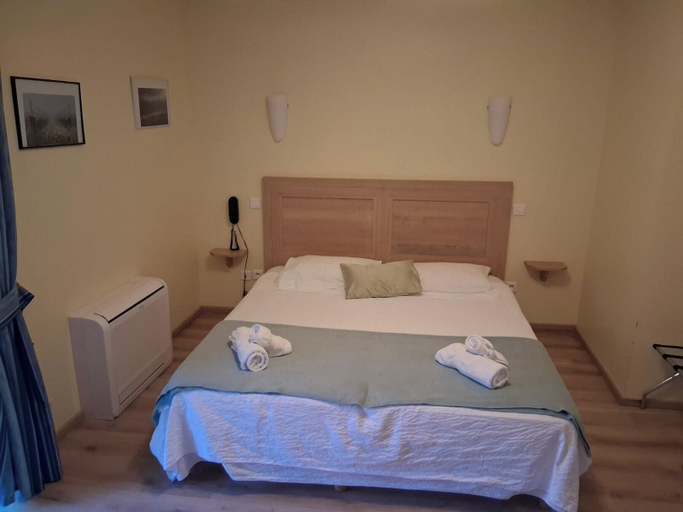Bedroom 4, L'instant Mont le Viaur, Aveyron