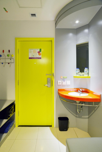 Bathroom 7