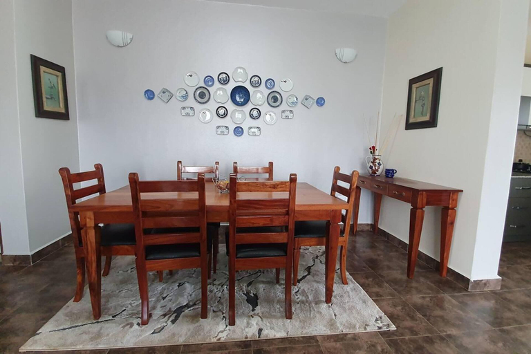 Bathroom, Charming 2-bed Apartment in Kigo, Jinja