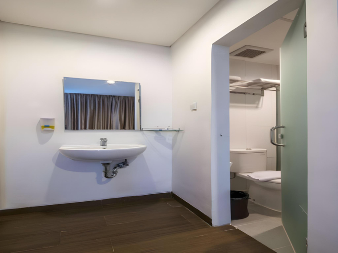 Bathroom 3