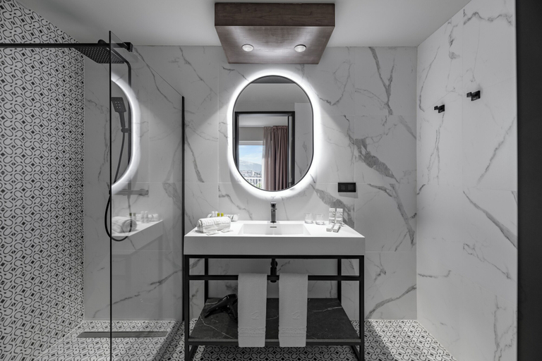 Bathroom 4, TUI Blue Atlantic Hills, Santa Cruz de Tenerife