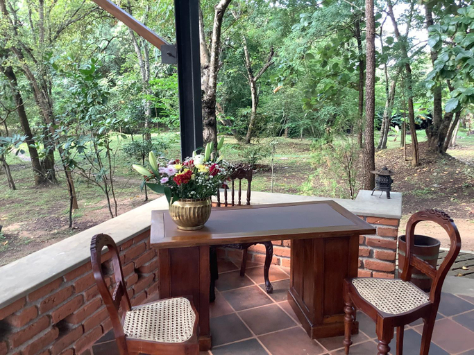 Public Area, Mind Body and Soul, Dambulla