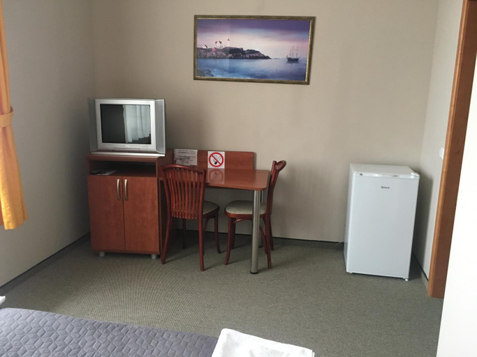 Bedroom 3, Готель Леон, Novohrad-Volyns'ka