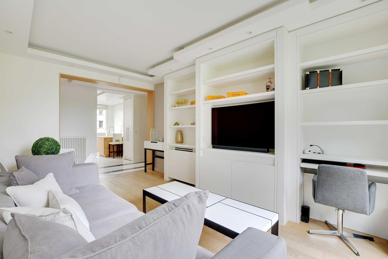 Others 2, charming Appt with a/c- 1bd/2p - tour eiffel , Paris