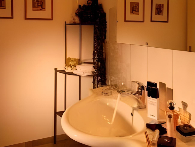 Bathroom 4, Hotel Bristol Relais du Silence Superior, Frutigen