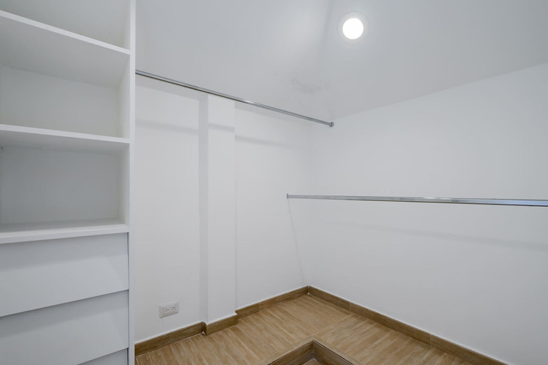 Room 3, w Homely 2BR With Balcony in Panama, Panamá