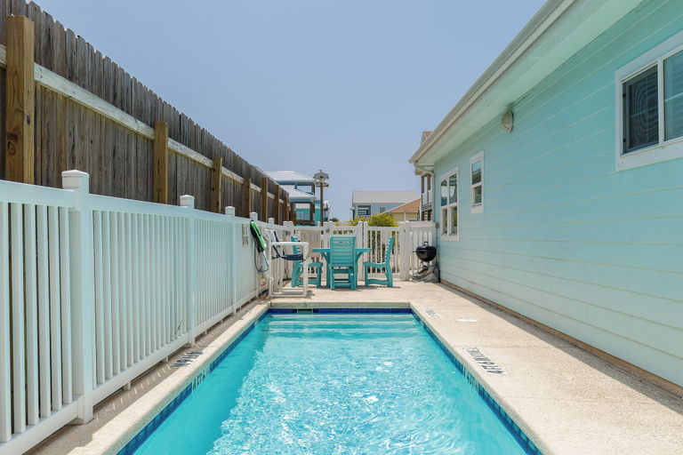 Others 4, Comfy 2 bedroom | Pets & Shared Pool, Nueces