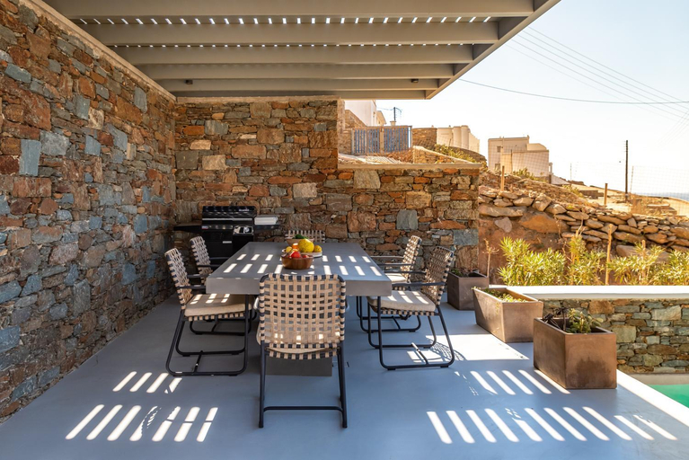 Food & Drinks 5, Phos Villas Tinos, South Aegean
