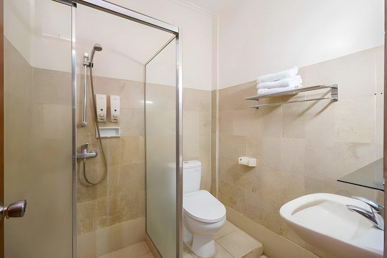 Bathroom 7