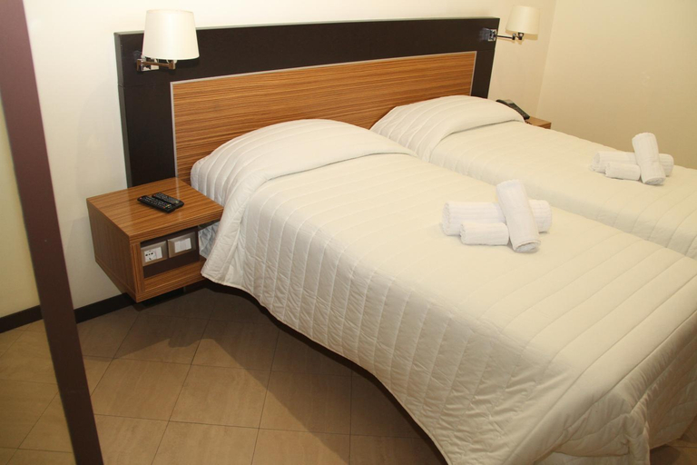 Bedroom 2, Villa Adriana Hotel, Rome
