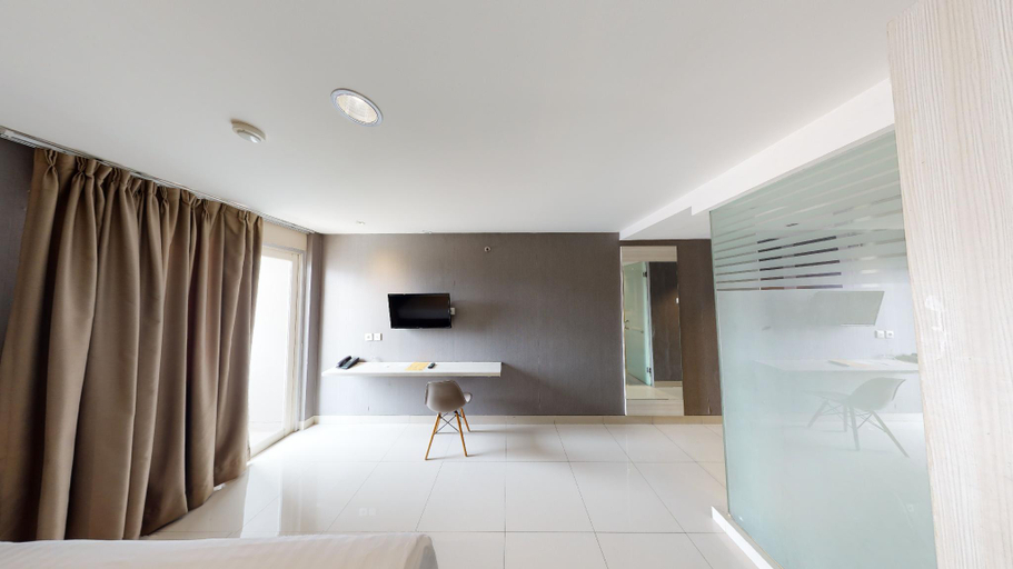 bedroom 12